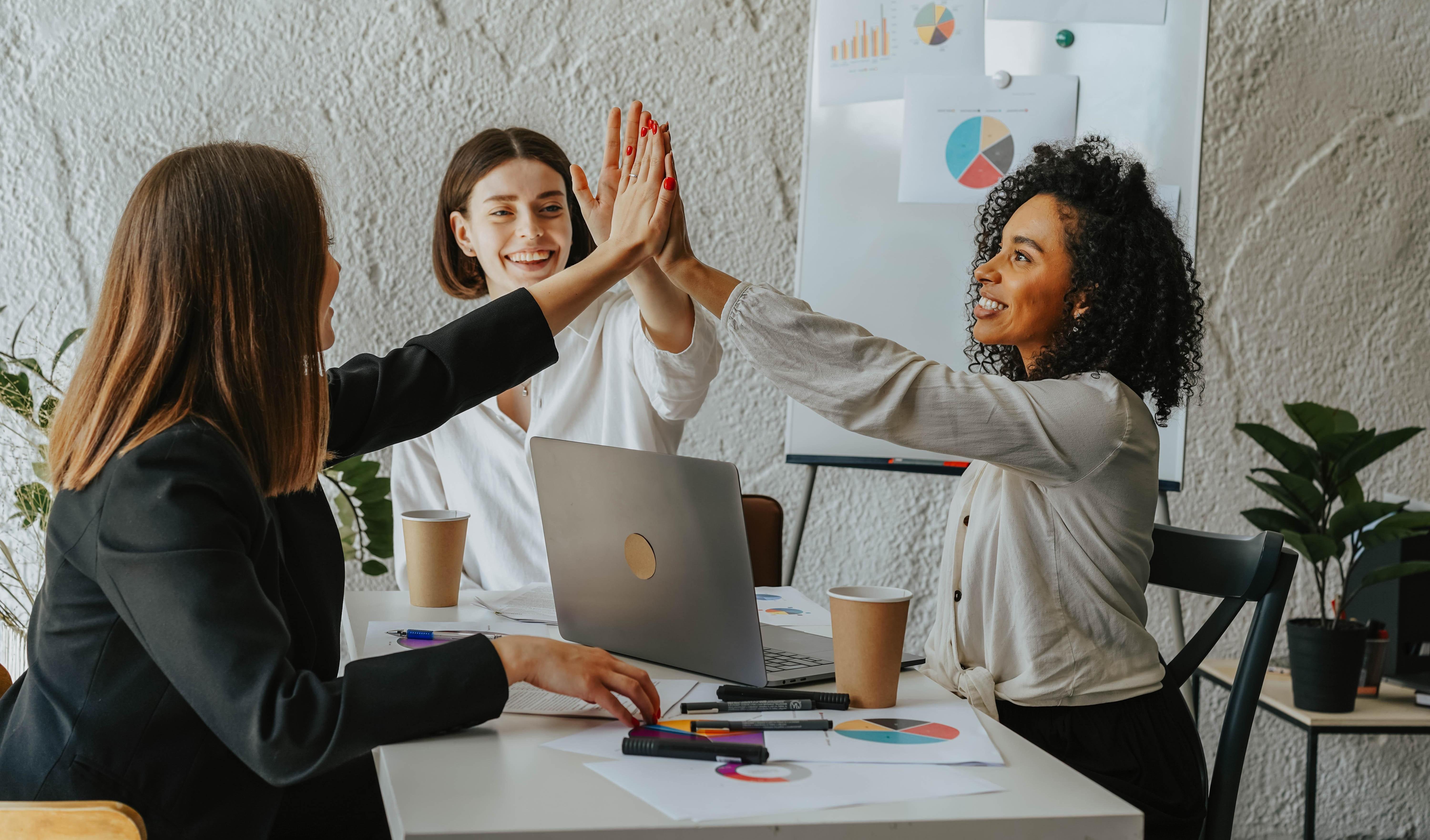 Recruiter of office manager jobs bij Absolute Jobs Ben je op zoek naar een job als recruiter of office manager in de uitzendsector? Word dan uitzendconsulent of leidinggevende in jouw regio. Solliciteer nu.